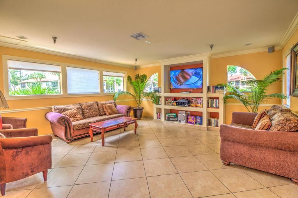 Minutes To Anna Maria Island Apartment Брадентън Екстериор снимка