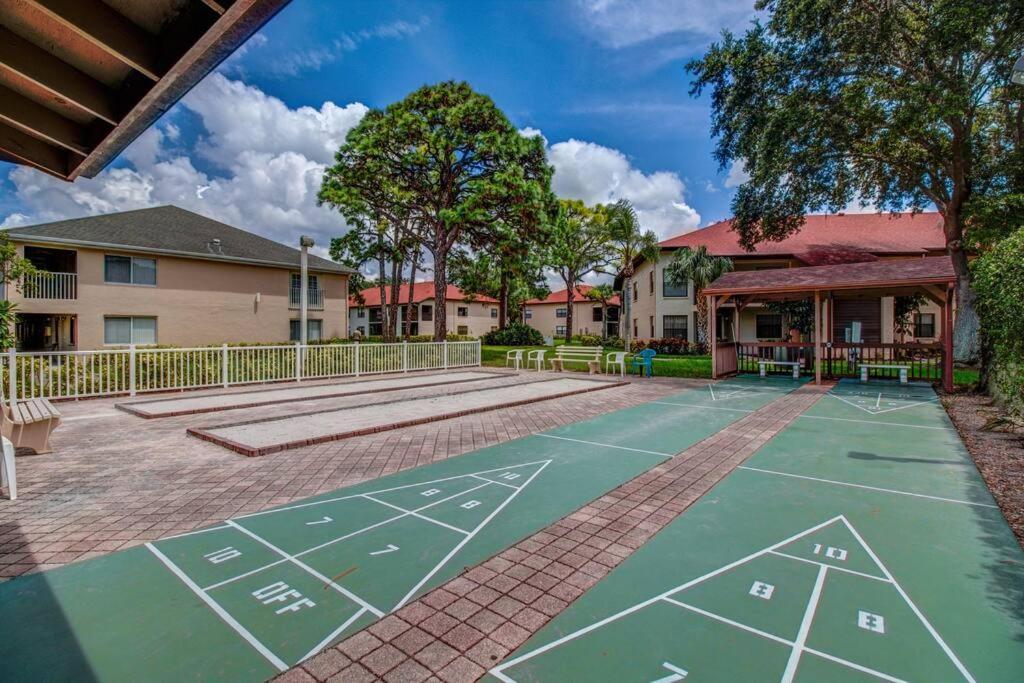 Minutes To Anna Maria Island Apartment Брадентън Екстериор снимка